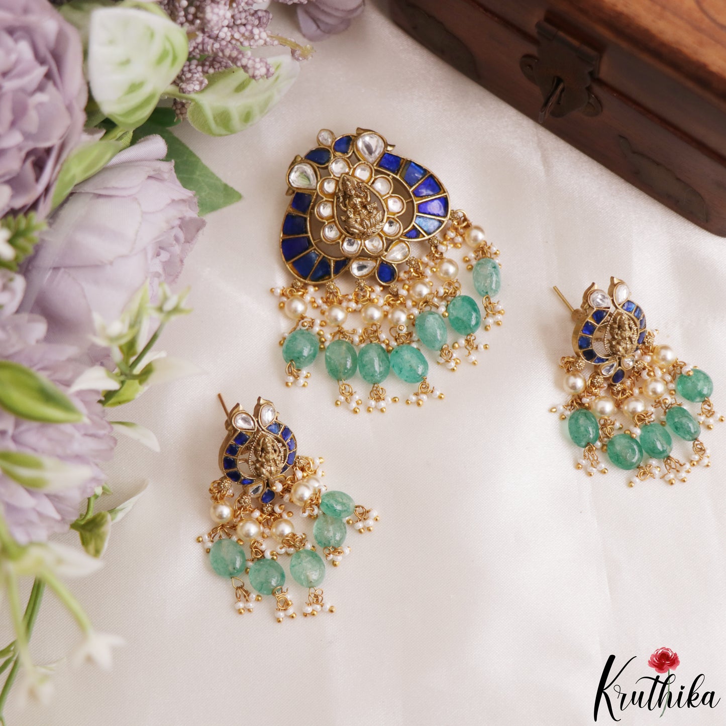 Gorgeous Antique Lakshmi Motifs Polki Jadau Pendant Set With Green Bead Drops PS307 (Available In 3 Colors)