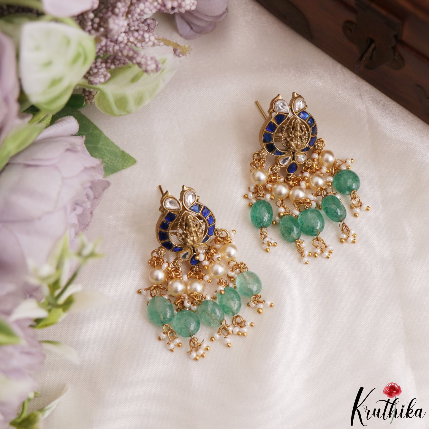 Gorgeous Antique Lakshmi Motifs Polki Jadau Pendant Set With Green Bead Drops PS307 (Available In 3 Colors)