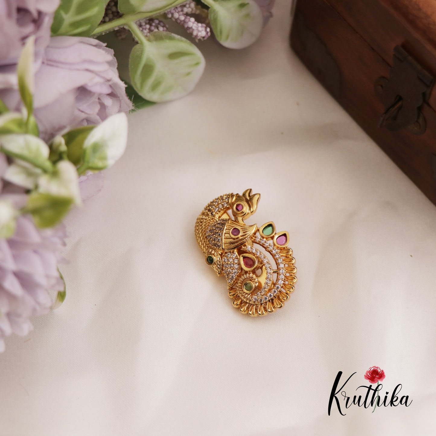 Classic Peacock Motifs Saree Pin SP43