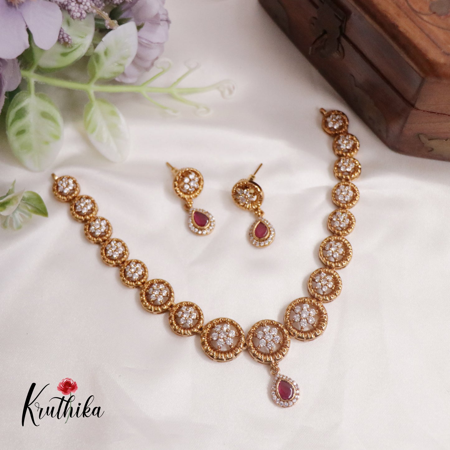 Simple CZ Sparkling Floral Necklace NC2242 (Available in 2 Colors)