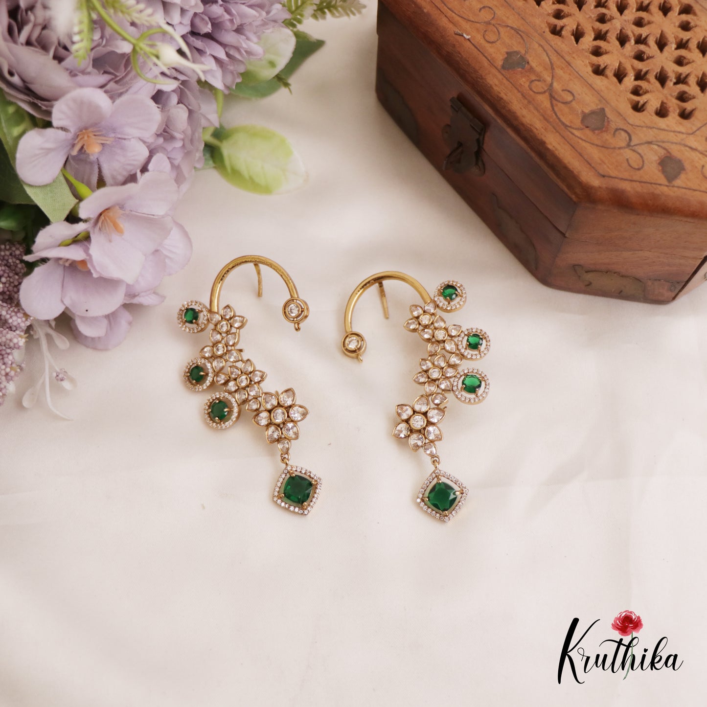 Sparkling Floral Motifs AD Victorian Ear Cuff E988 (Available In 5 Colors)