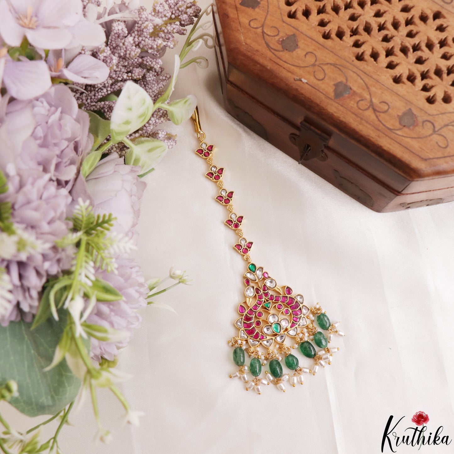 Trendy Peacock Motifs Jadau Maang Tikka With Green Bead Drops MT394
