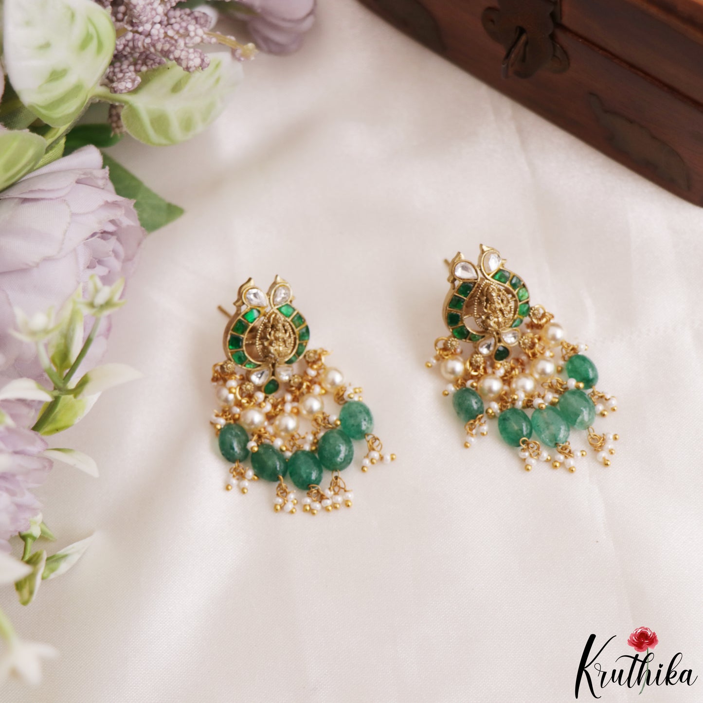 Gorgeous Antique Lakshmi Motifs Polki Jadau Pendant Set With Green Bead Drops PS307 (Available In 3 Colors)