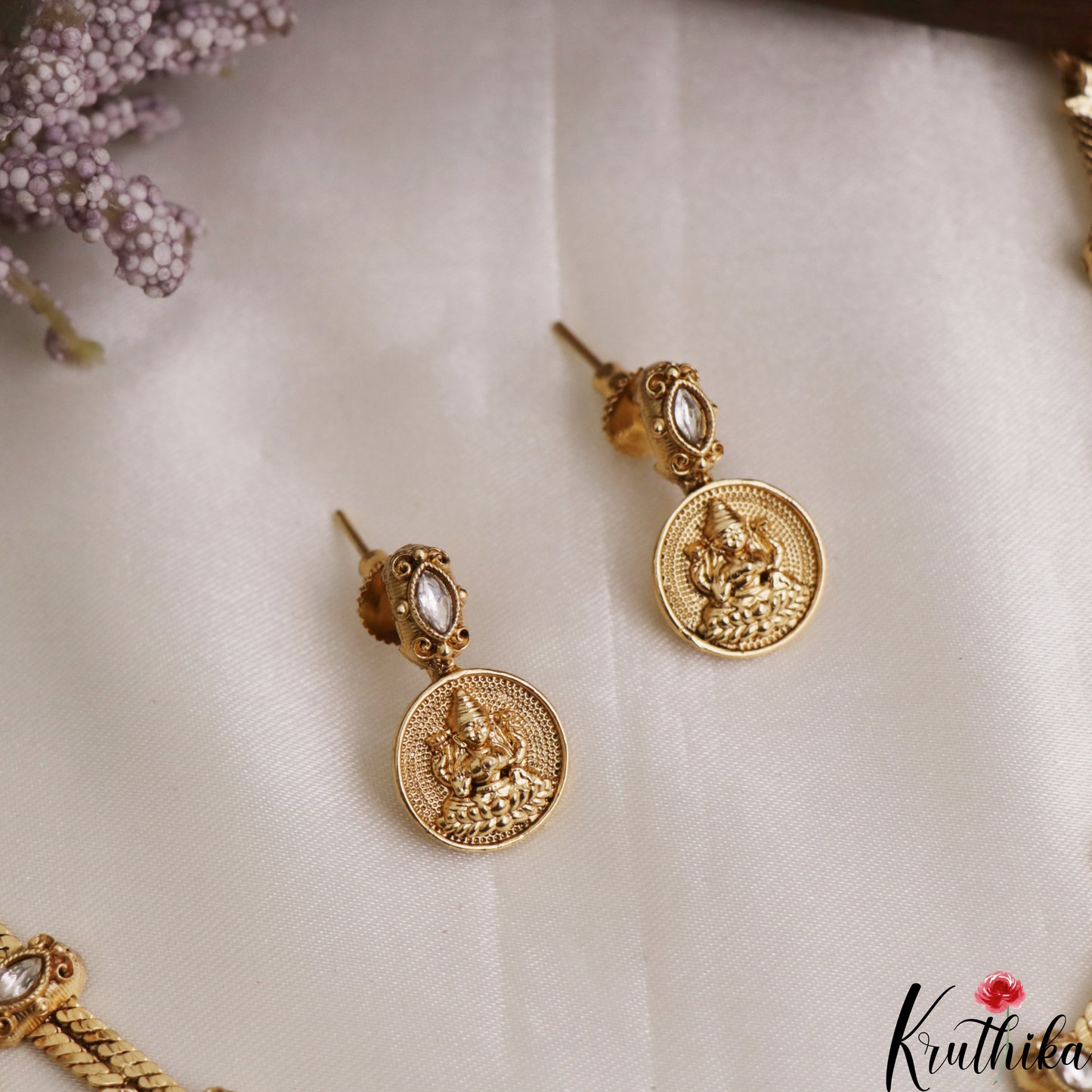 Traditional Lakshmi Coin Choker NC2588 (Available In 2 Colors)