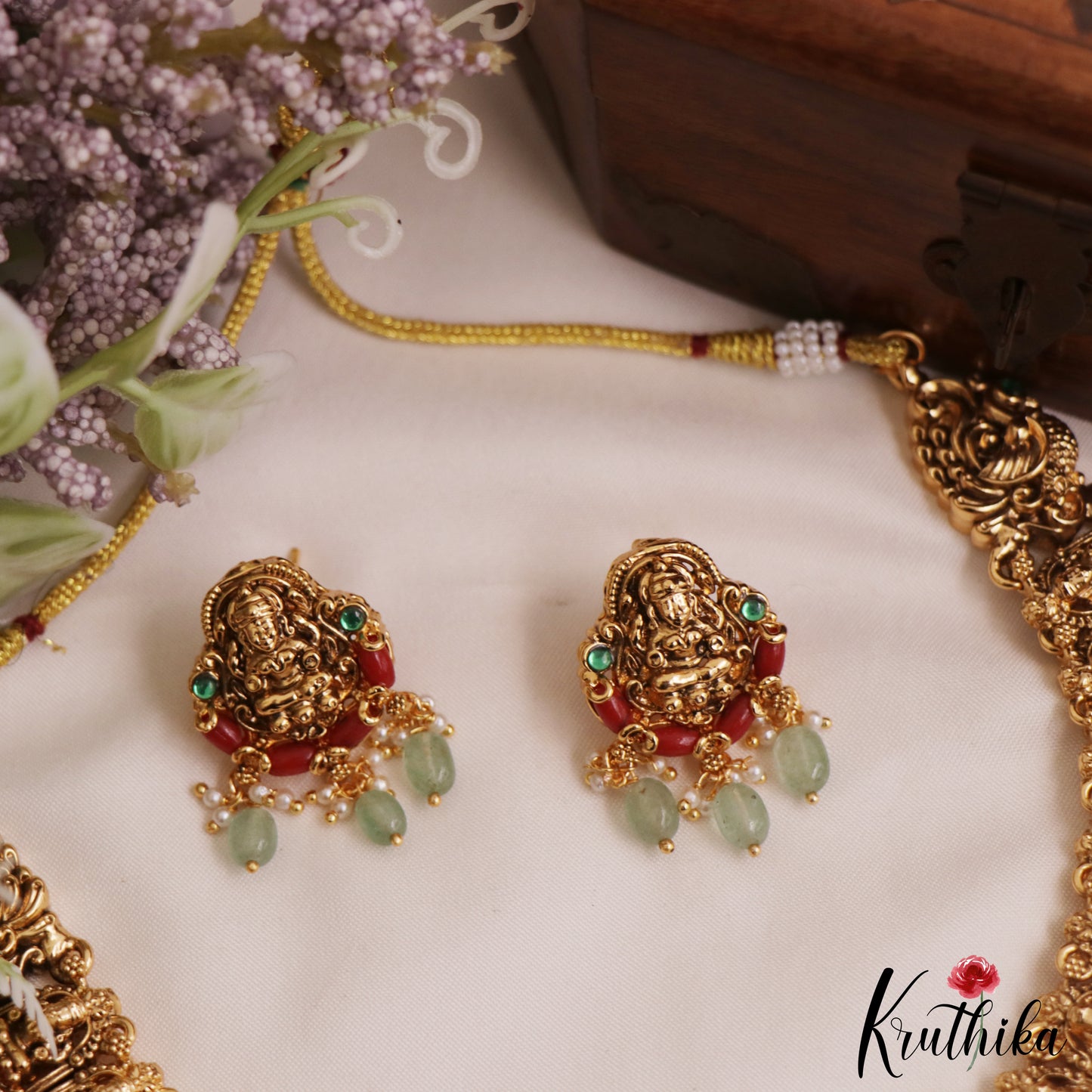 Gorgeous Antique Nagas Lakshmi Motifs Coral Necklace NC2840