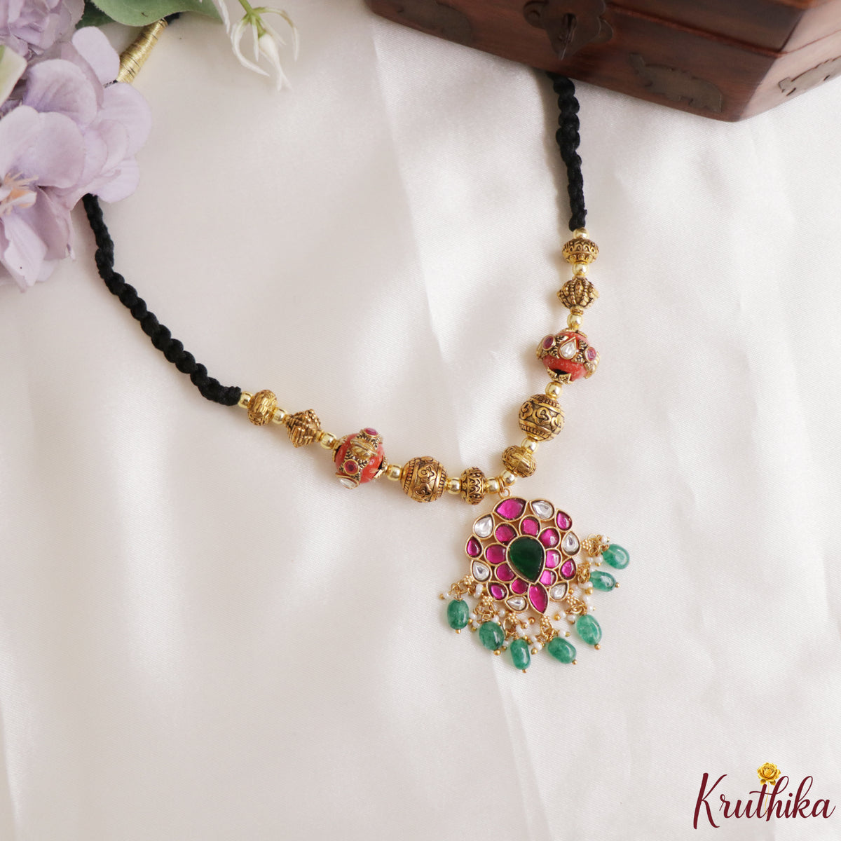Pretty Jadau Pendant Black Thread Necklace NC3315