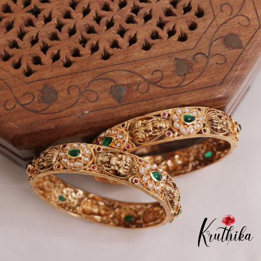AD Lakshmi bangles B129