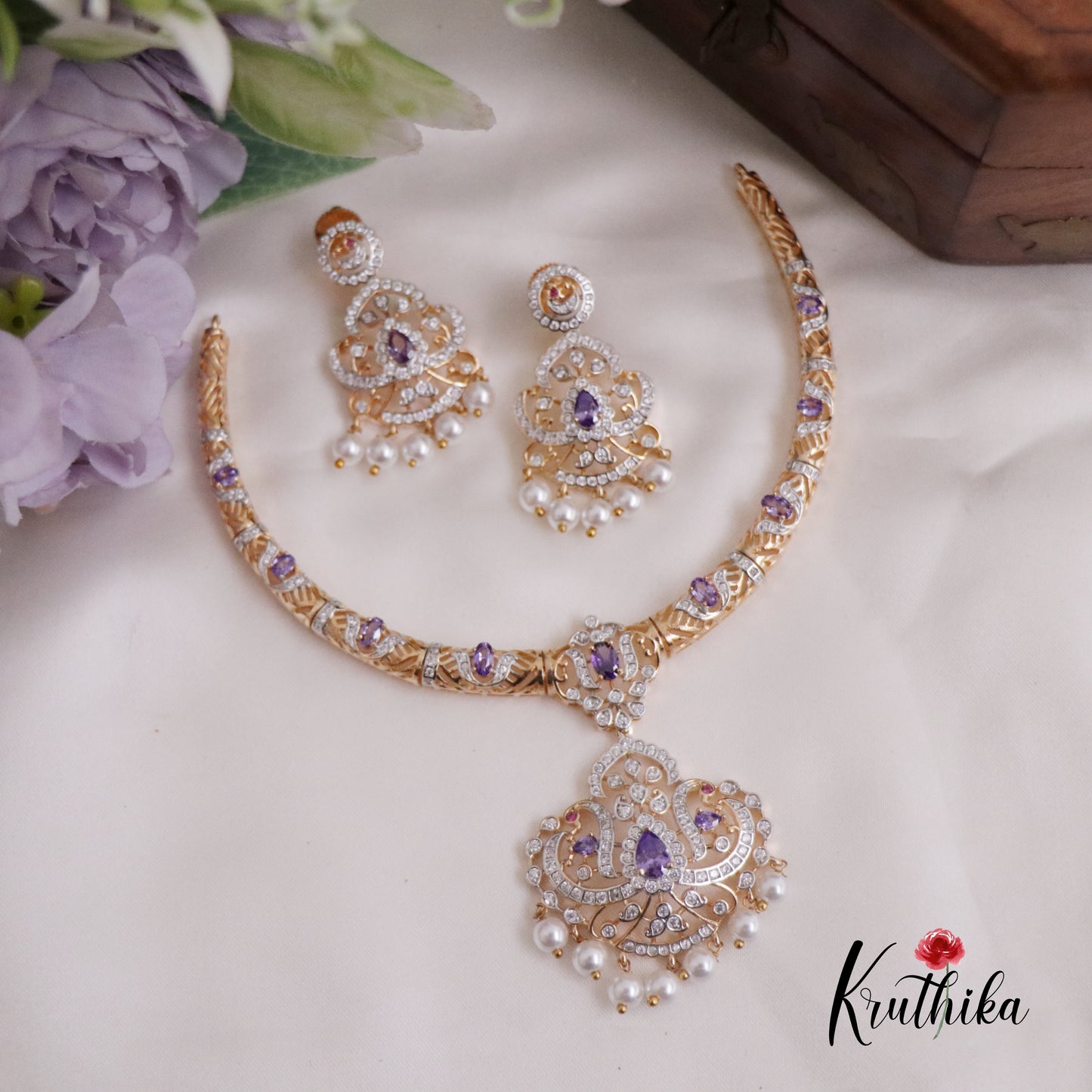 Simple AD/ Victorian Hasli Necklace with Peacock Pendant Drops NC2251 (Available in 3 Colours)