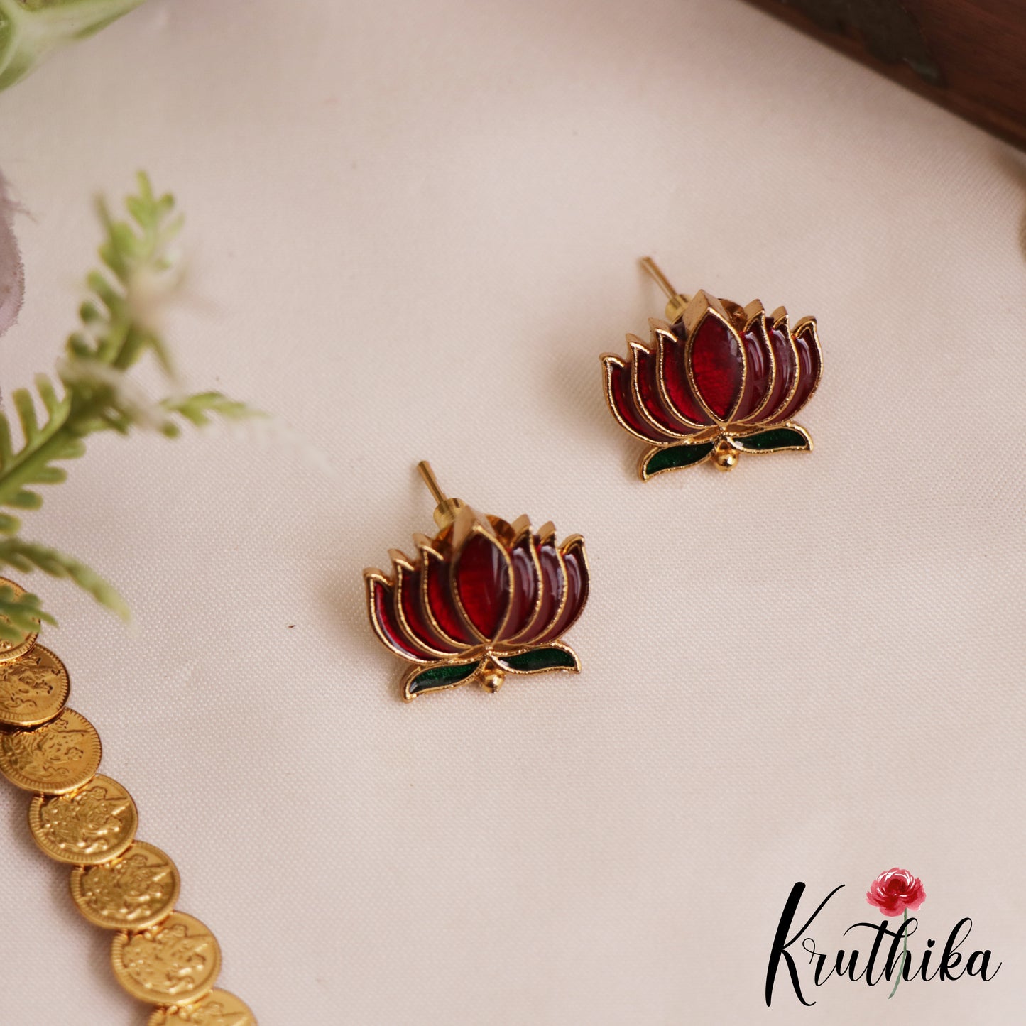 Elegant Lotus Lakshmi Motifs Kasu Choker NC2836