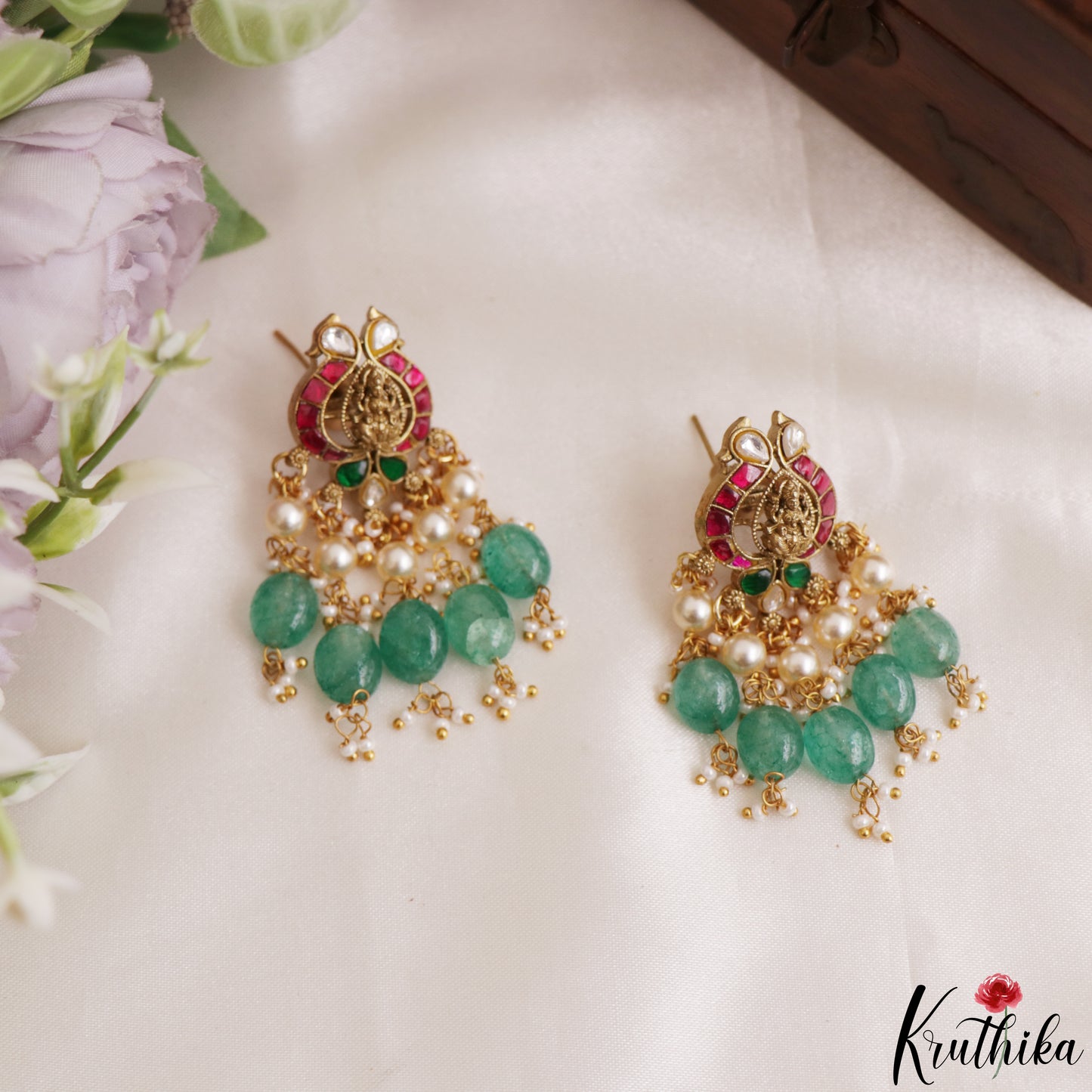Gorgeous Antique Lakshmi Motifs Polki Jadau Pendant Set With Green Bead Drops PS307 (Available In 3 Colors)
