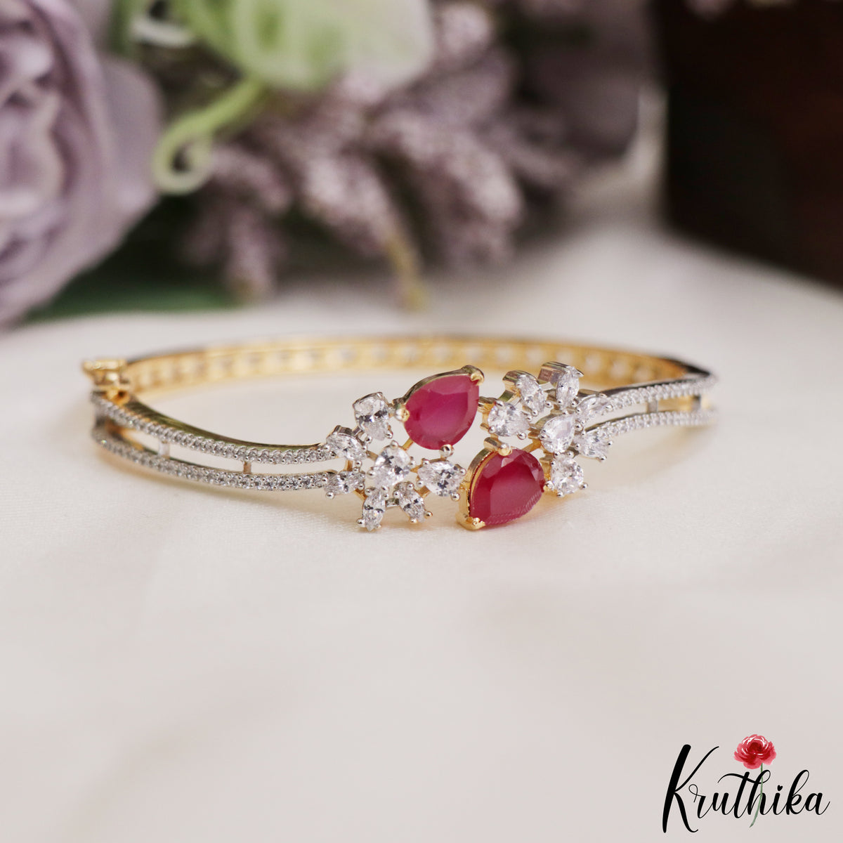 Fashionable AD ruby Gold Tone Design Openable Bracelet B590