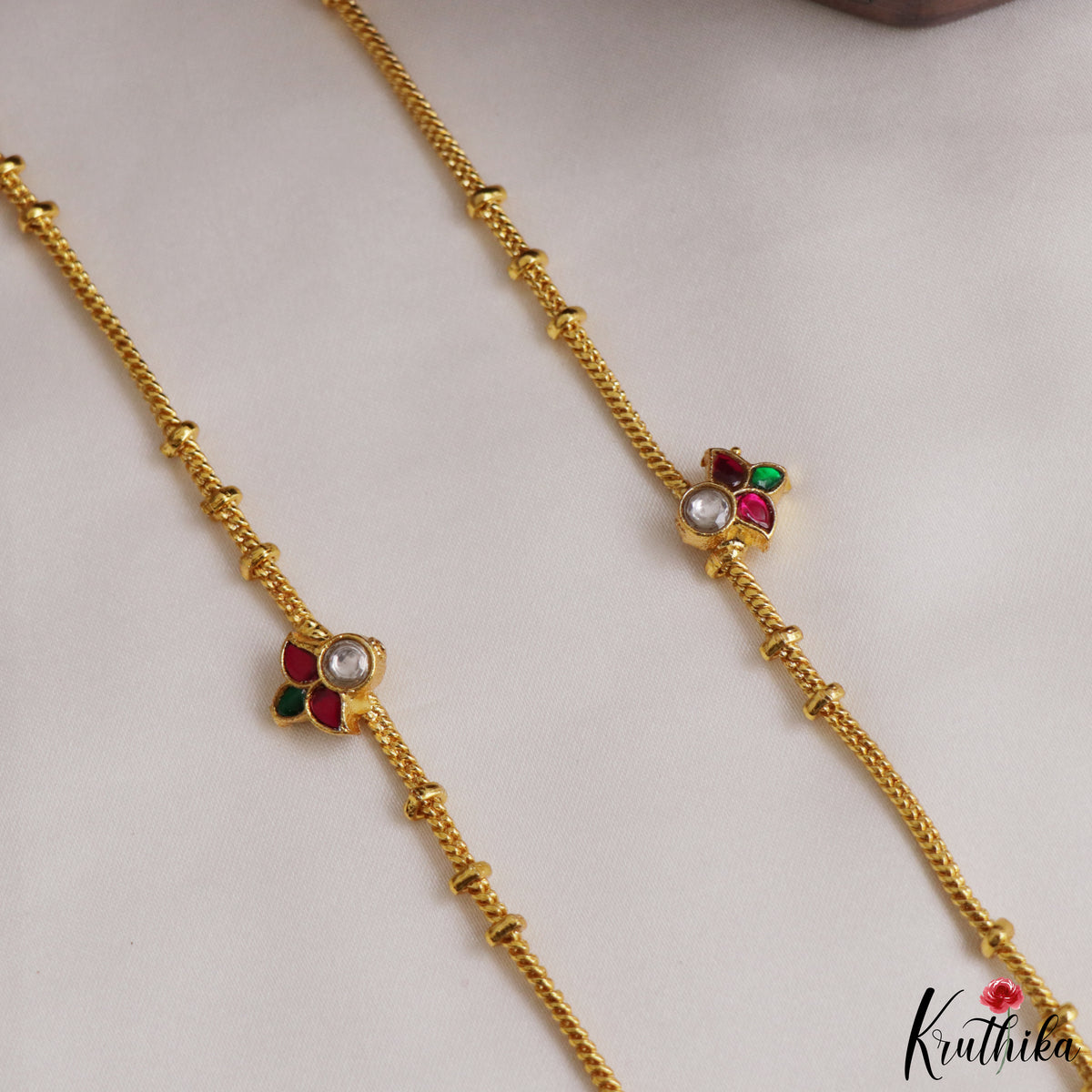 Simple Floral Pendant Jadau Anklets A66