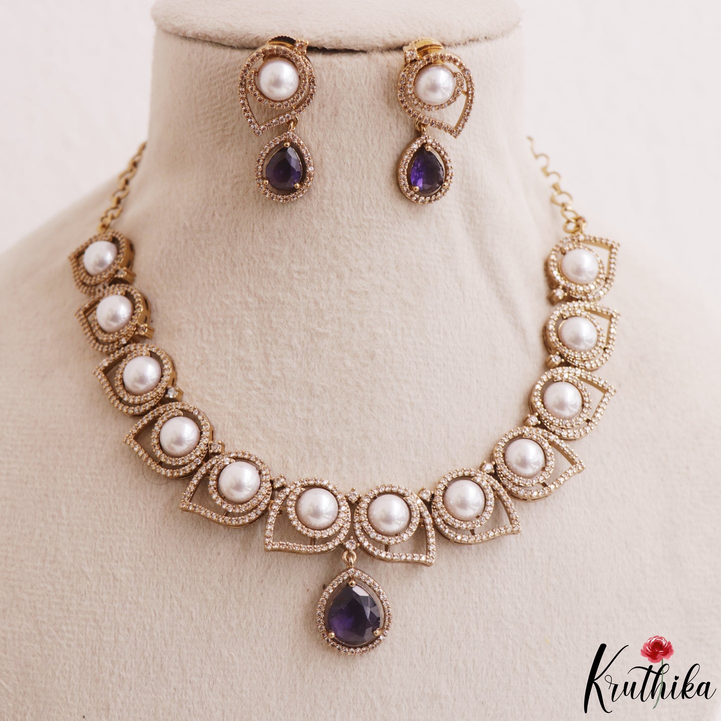 Elegant Pearl Leaf Motifs CZ Victorian Necklace NC3154 (Available In 6 Colors)