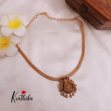 Simple Lakshmi Chain Set NC 1868