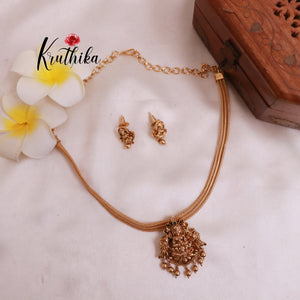 Simple Lakshmi Chain Set NC 1868