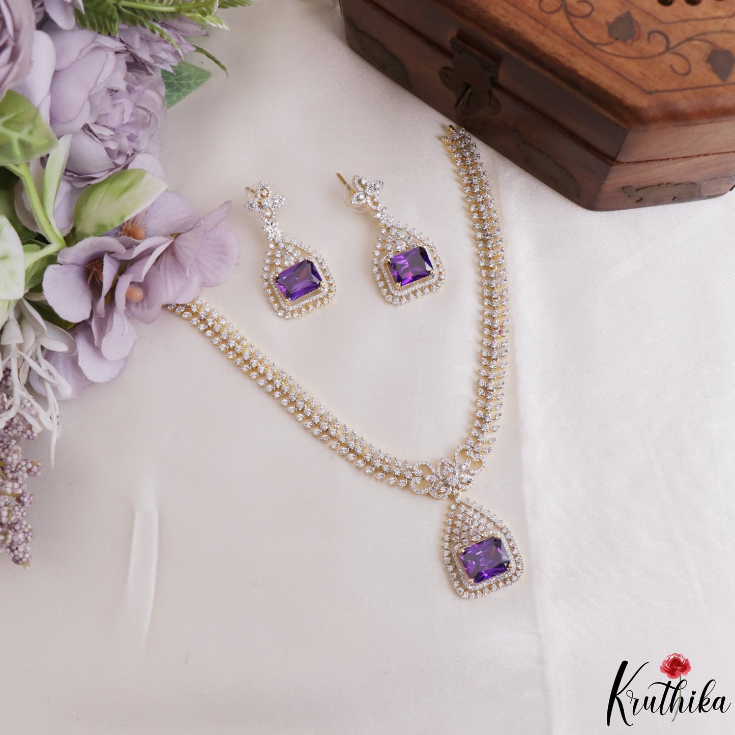 Pretty Floral Geometric Motifs CZ Victorian Necklace NC3265 (Available In 3 Colors)