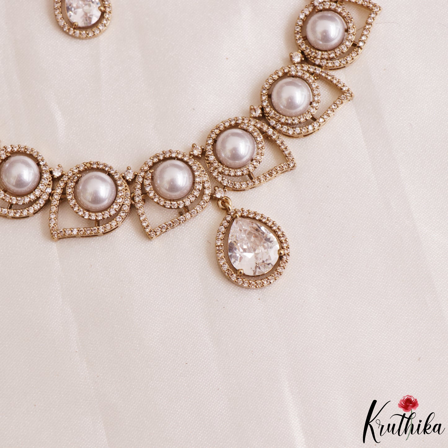 Elegant Pearl Leaf Motifs CZ Victorian Necklace NC3154 (Available In 6 Colors)