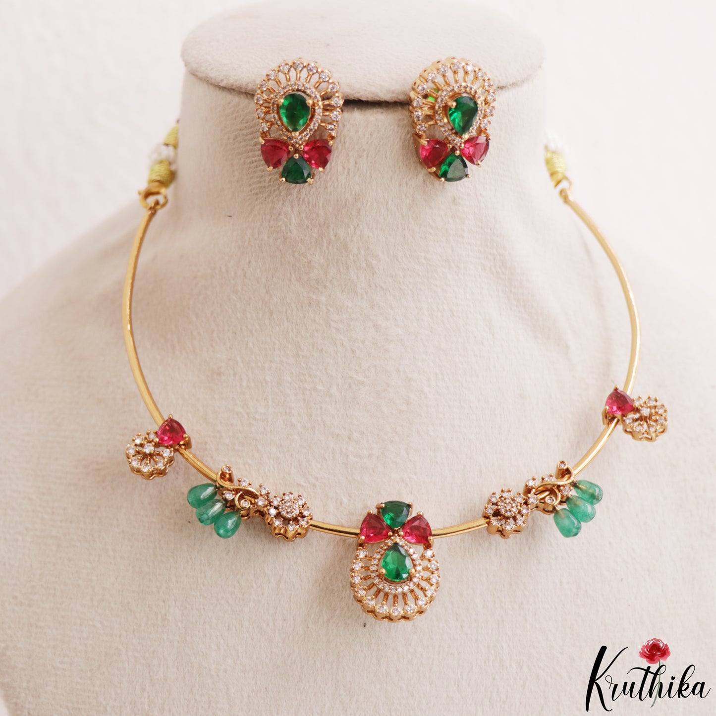 Elegant Floral Teardrop Motifs CZ Victorian Hasli Choker NC3221