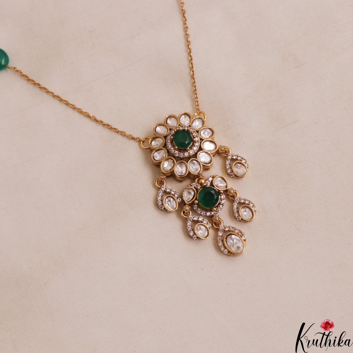 Elegant Floral Motifs Polki Victorian Pendant Chain Set LH2113 (Available In 3 Colors)