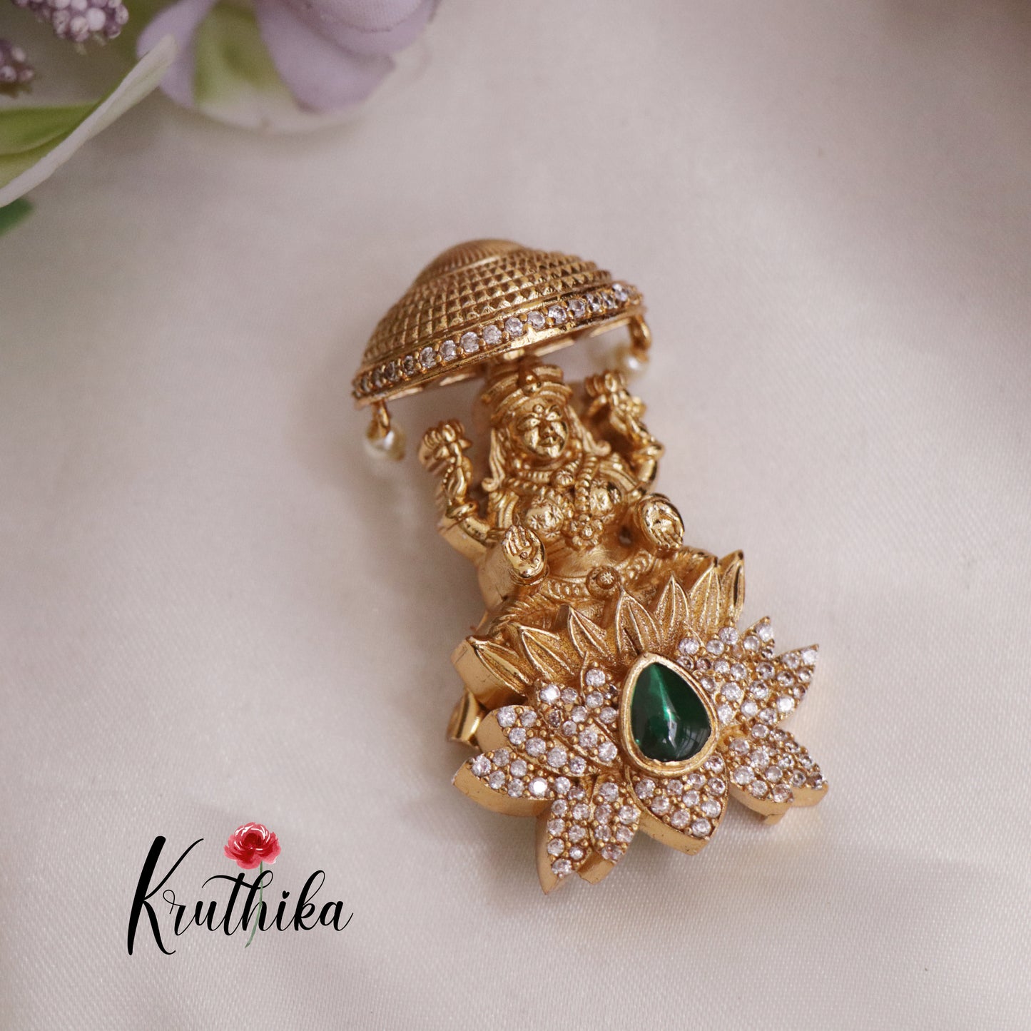 Beautiful CZ Antique Temple Lakshmi Saree Pin SP01 (Available in 4 colours)