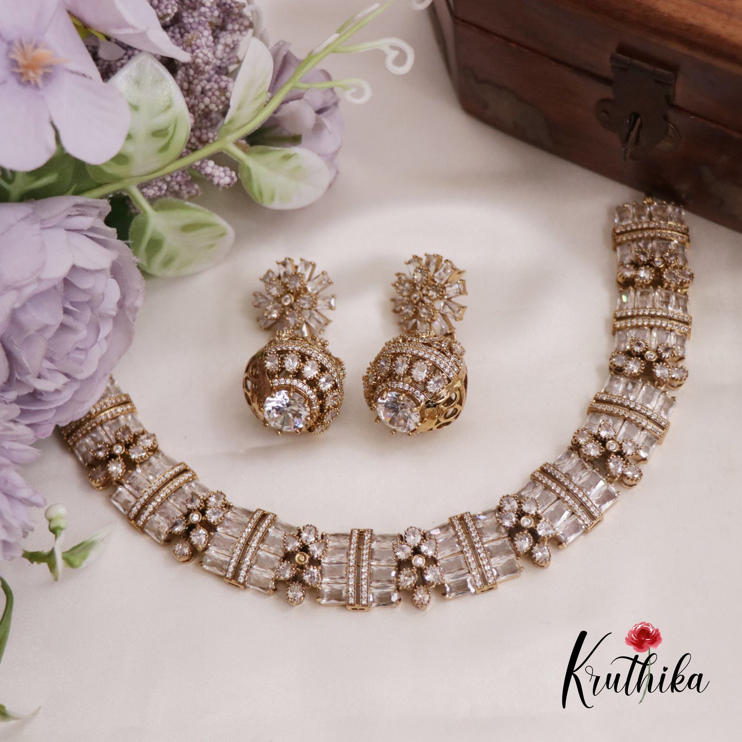 Beautiful & premium floral Victorian Chocker NC1753