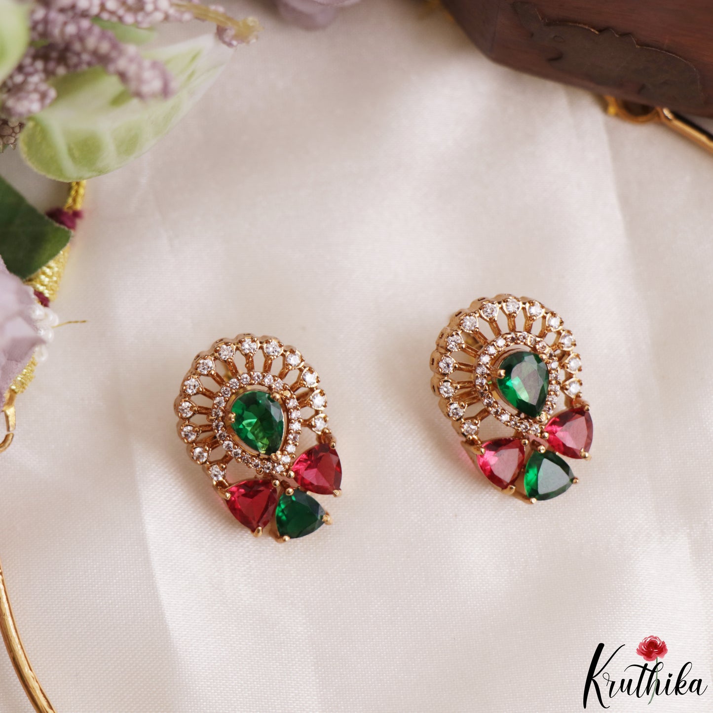 Elegant Floral Teardrop Motifs CZ Victorian Hasli Choker NC3221