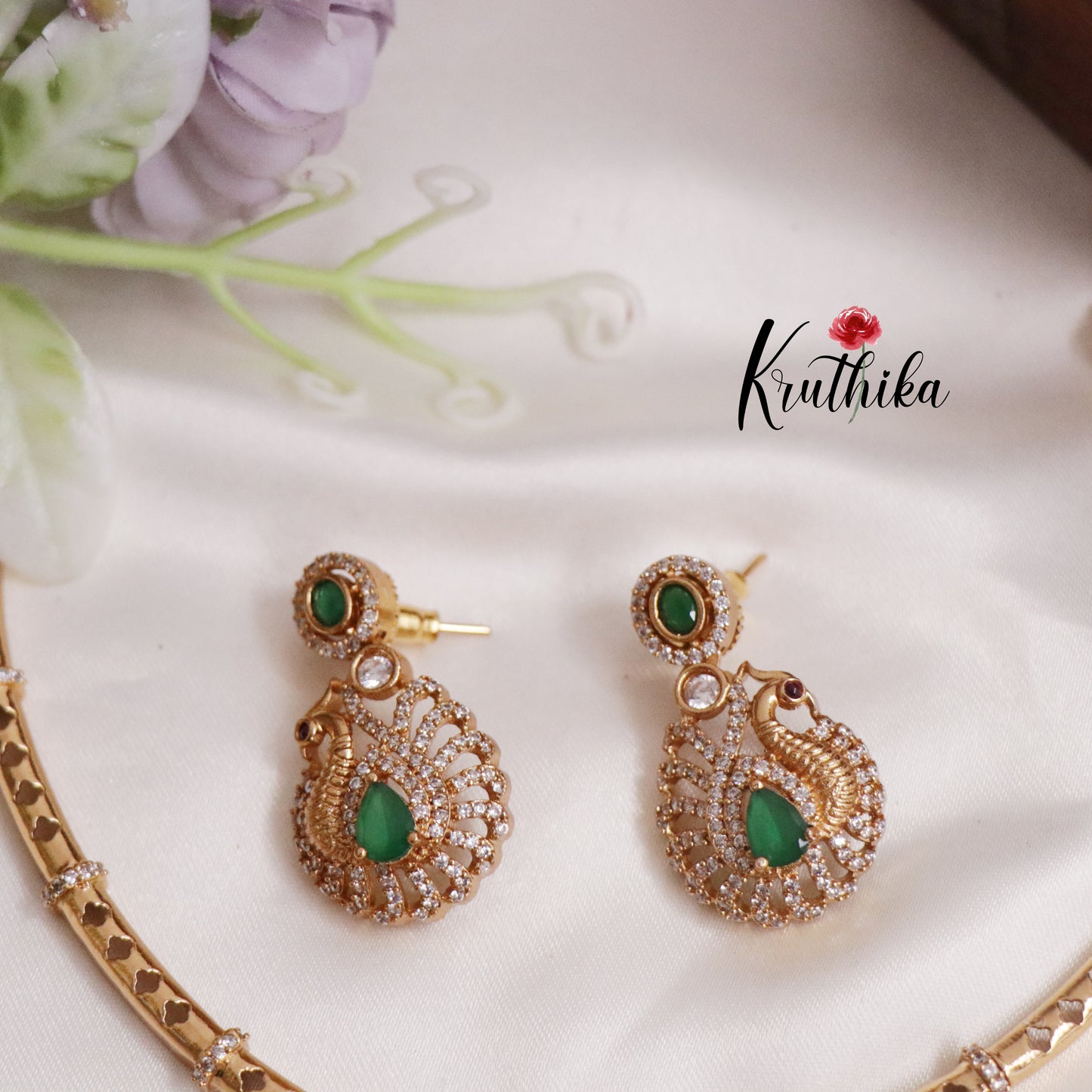 Simple AD/Victorian Pendant Hasli Necklace NC2243 (Available in 3 Colors)