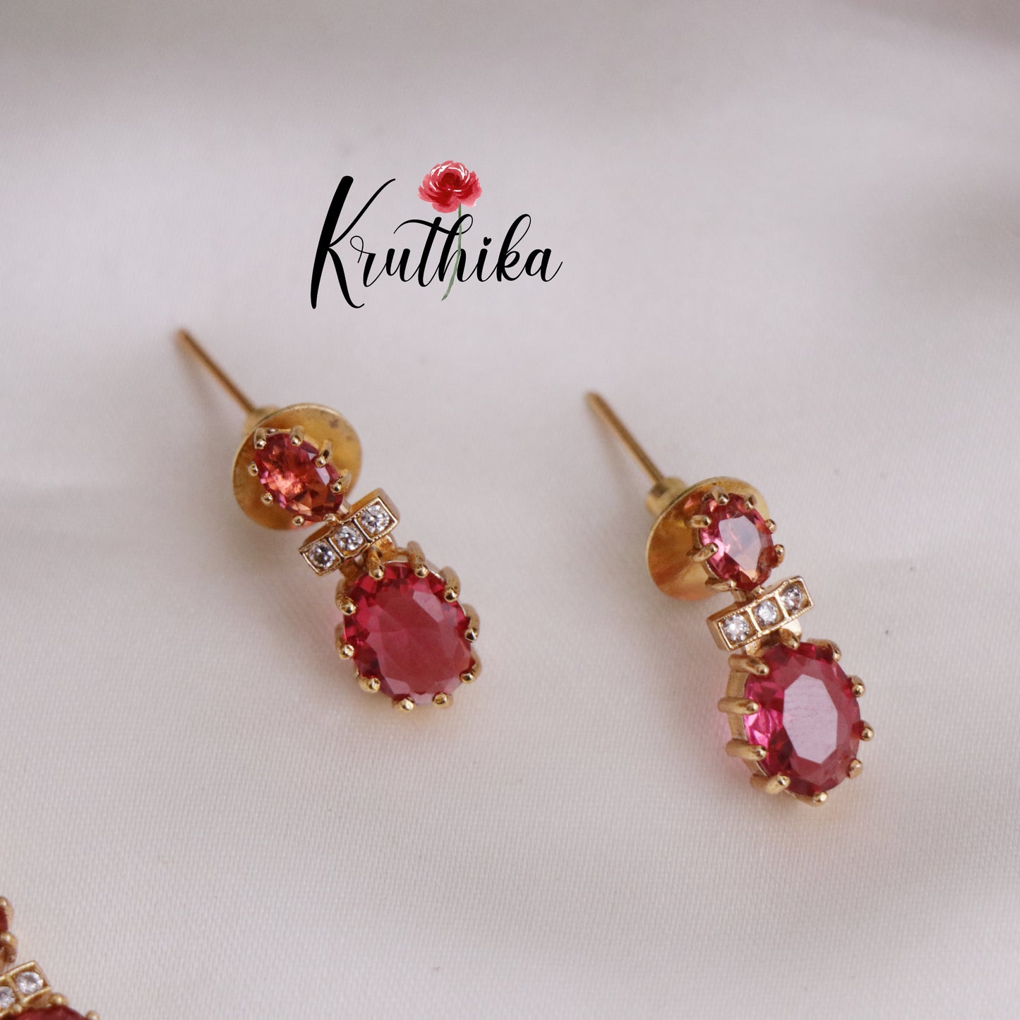 Classic AD Victorian Necklace NC2275 (Available in 2 Colors)