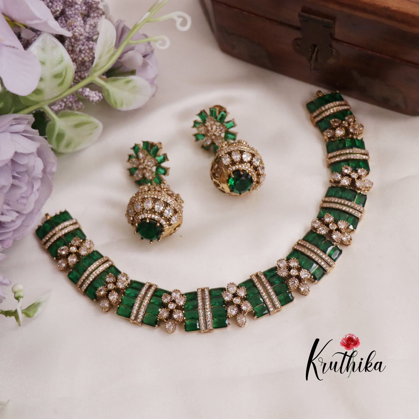 Beautiful & premium floral Victorian Chocker NC1753