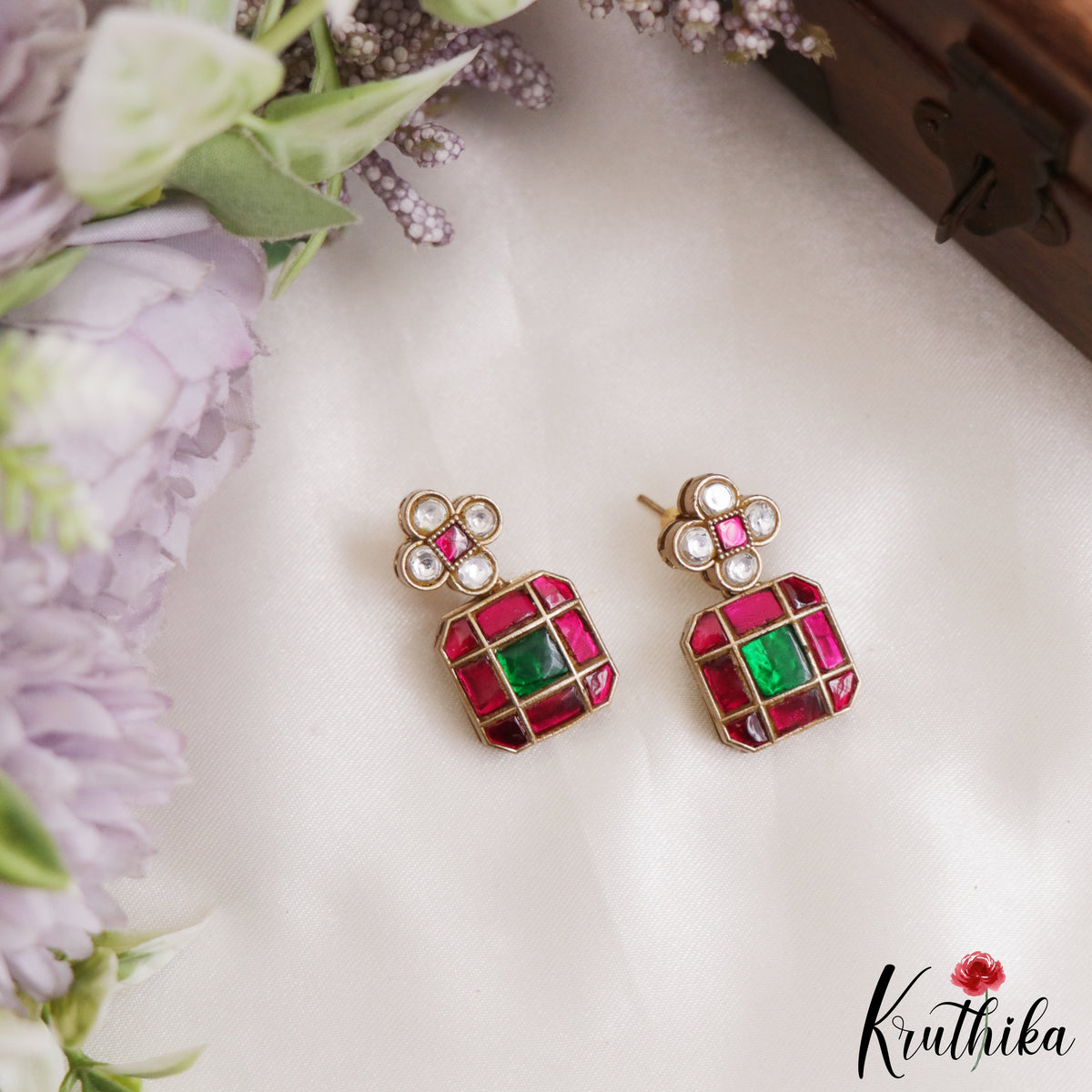 Premium Puligoru Pendant with Earrings PS308