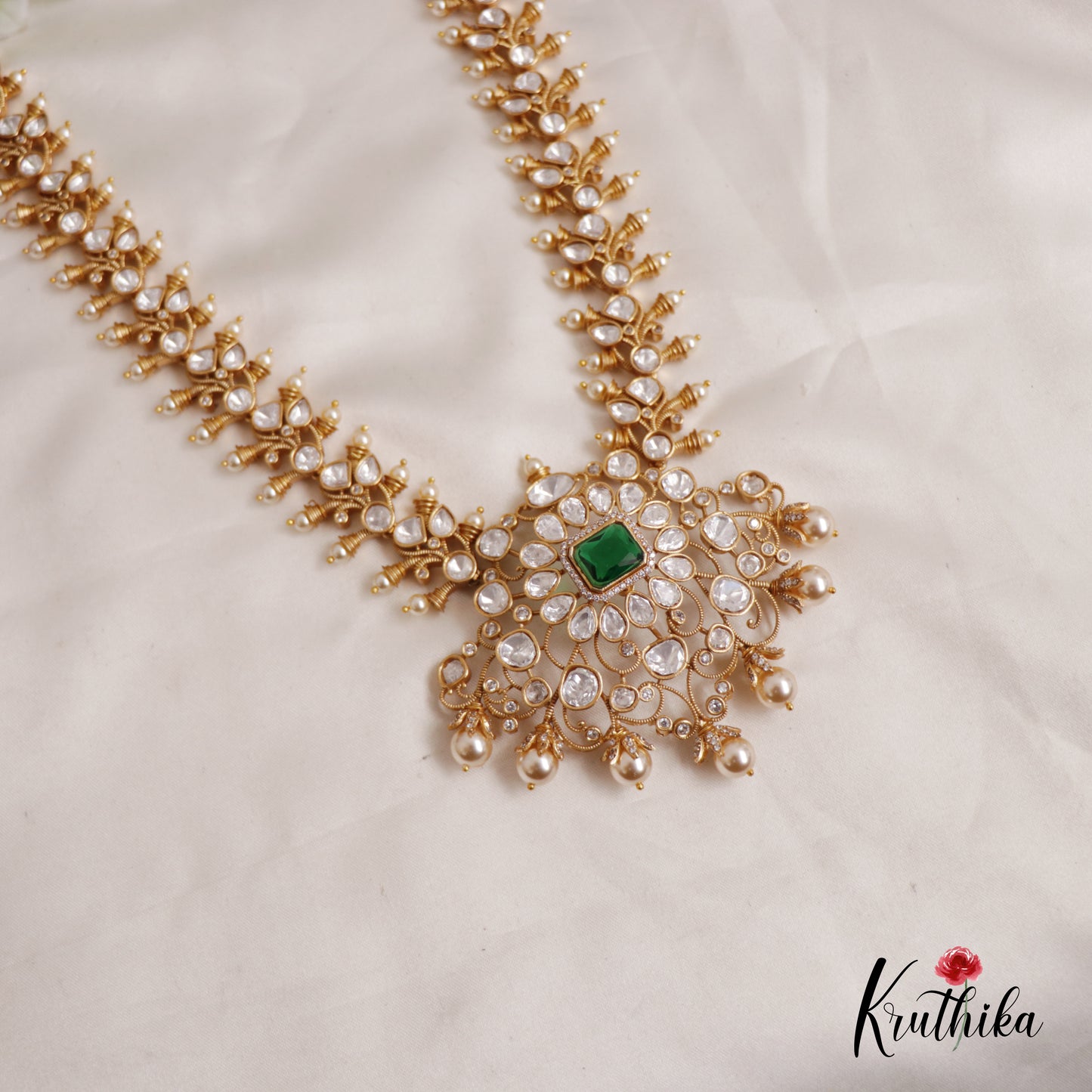 Royal Heritage Emerald Polki Silver Replica mid length haaram NC2534