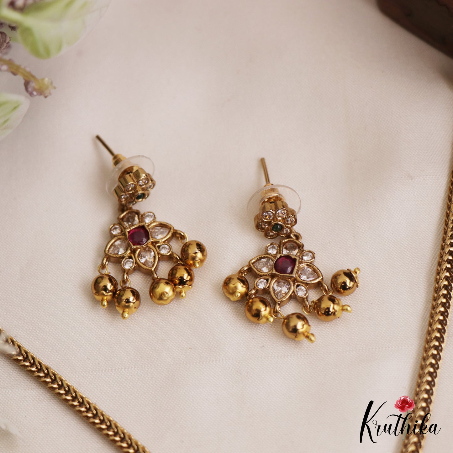 Trendy Floral Motifs AD Pendant Chain Set NC2873