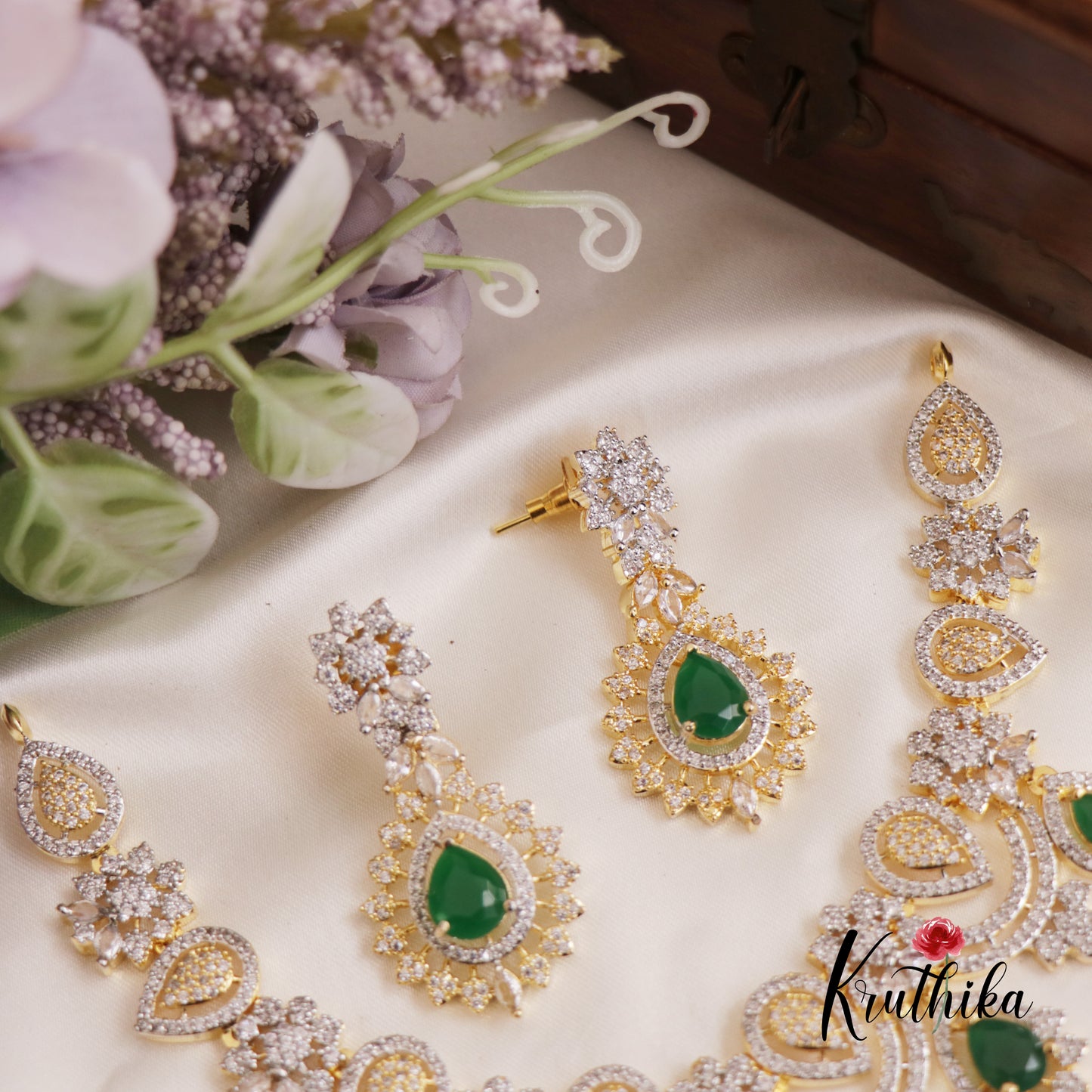 Sparkling CZ Teardrop Necklace NC2626