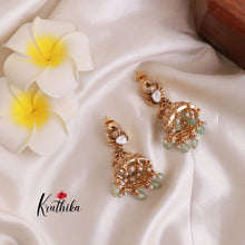 Beautiful Lakshmi Elephants Victorian Necklace-Pastel Green Beads NC1500