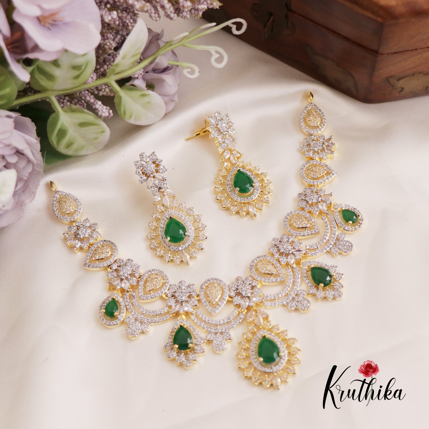 Sparkling CZ Teardrop Necklace NC2626