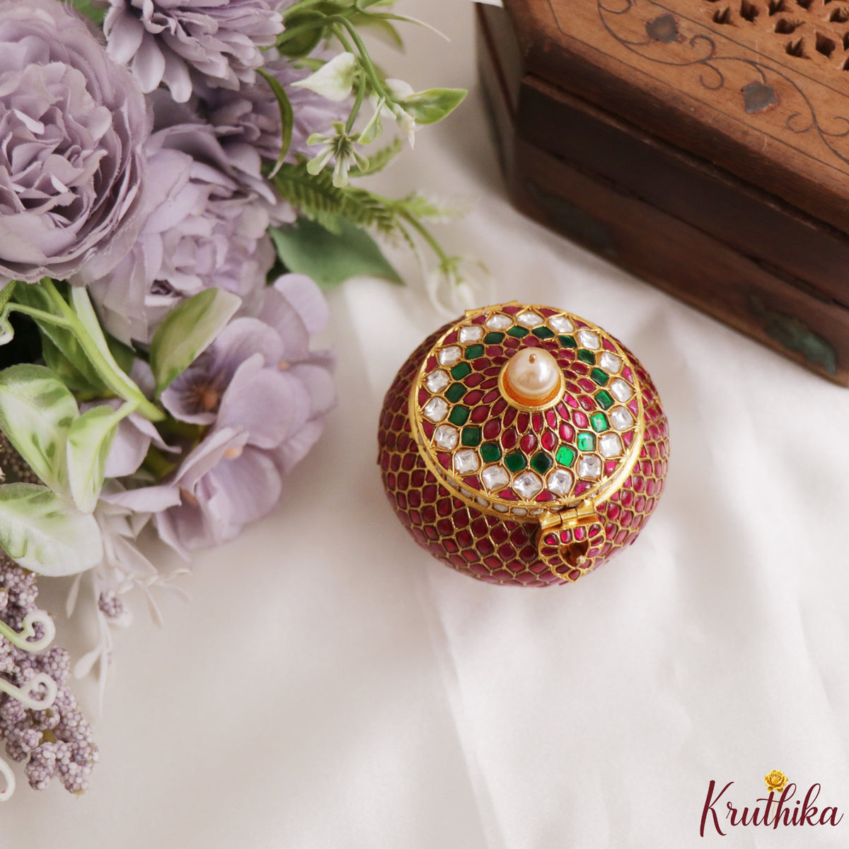 Regal Silver Replica Jadau Kumkum Box K31