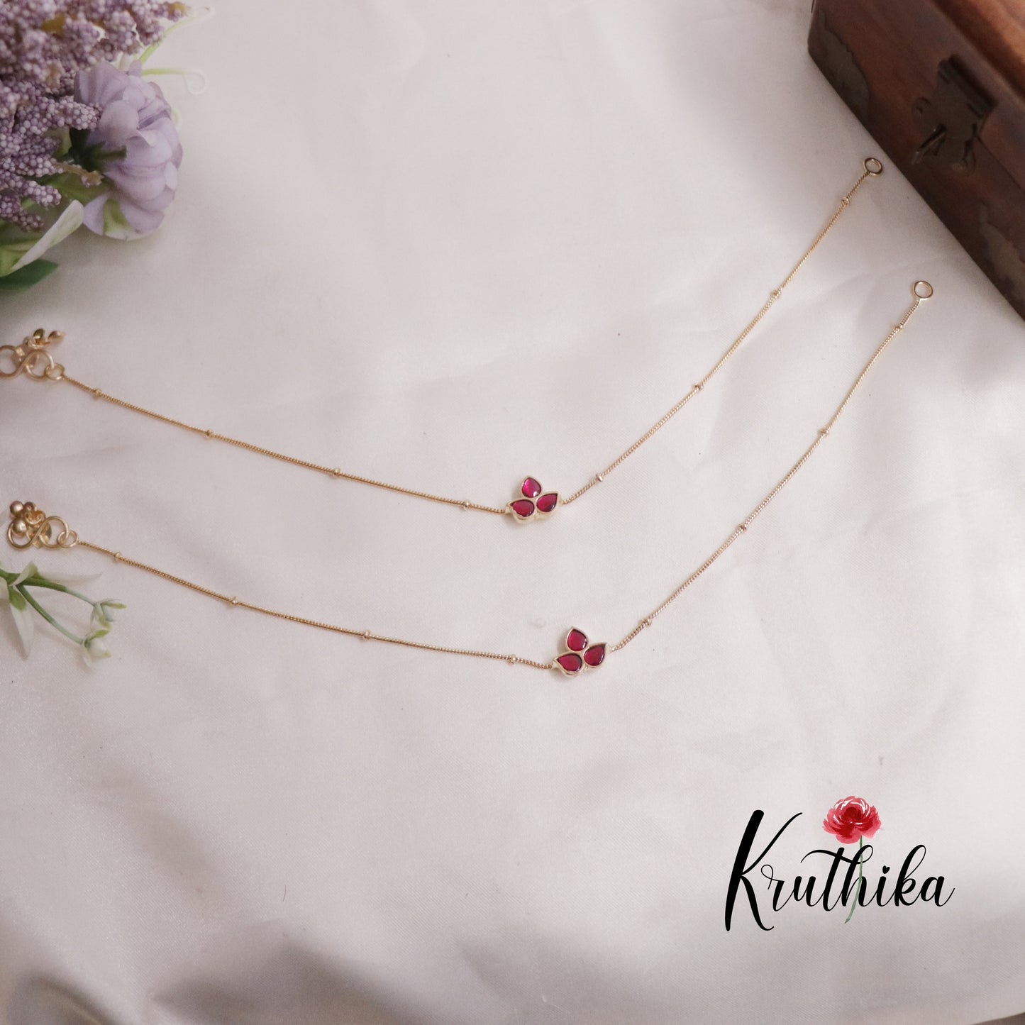 Trendy Jadau Anklets A51