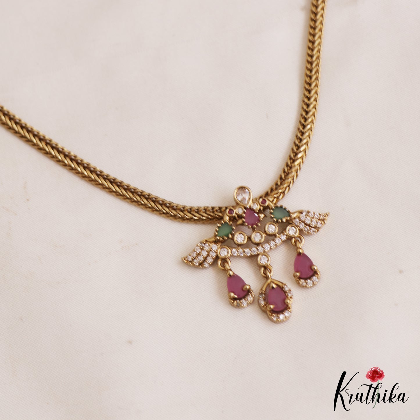 Simple Peacock Motifs AD Pendant Chain Set  NC2875