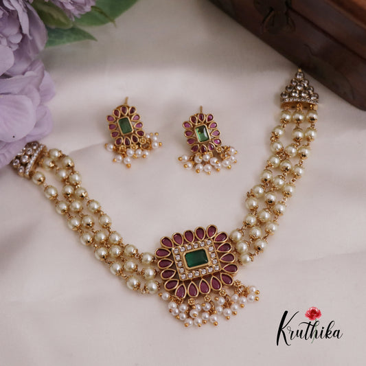 Trendy Kemp Pearls Choker NC2360