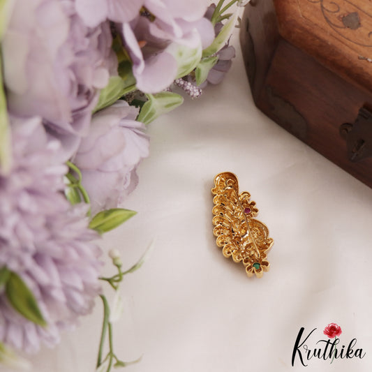 Beautiful Antique Floral Peacock Motifs Saree Pin SP55