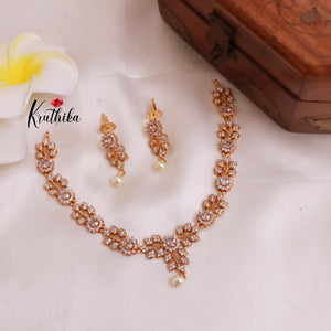 Beautiful CZ stones leaves necklace NC1885