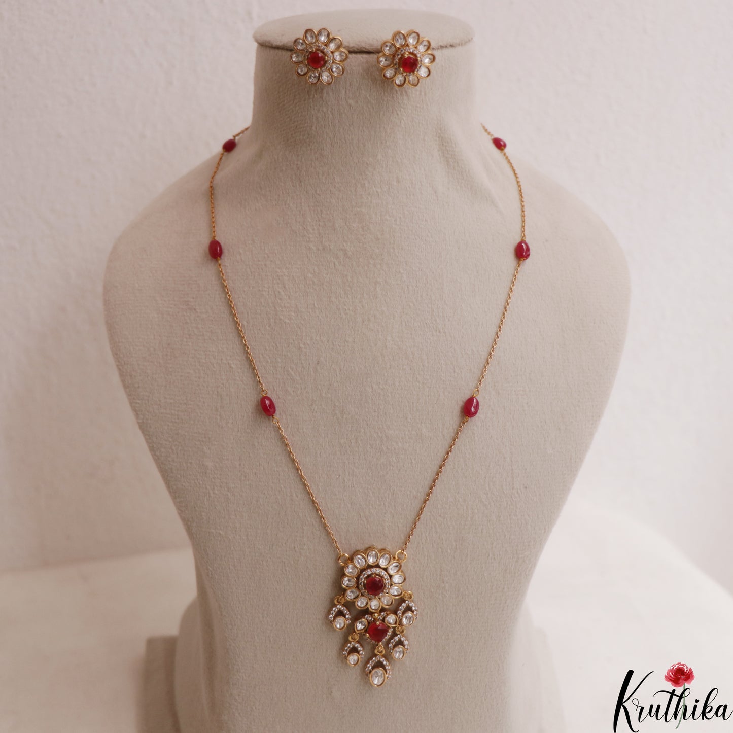 Elegant Floral Motifs Polki Victorian Pendant Chain Set LH2113 (Available In 3 Colors)