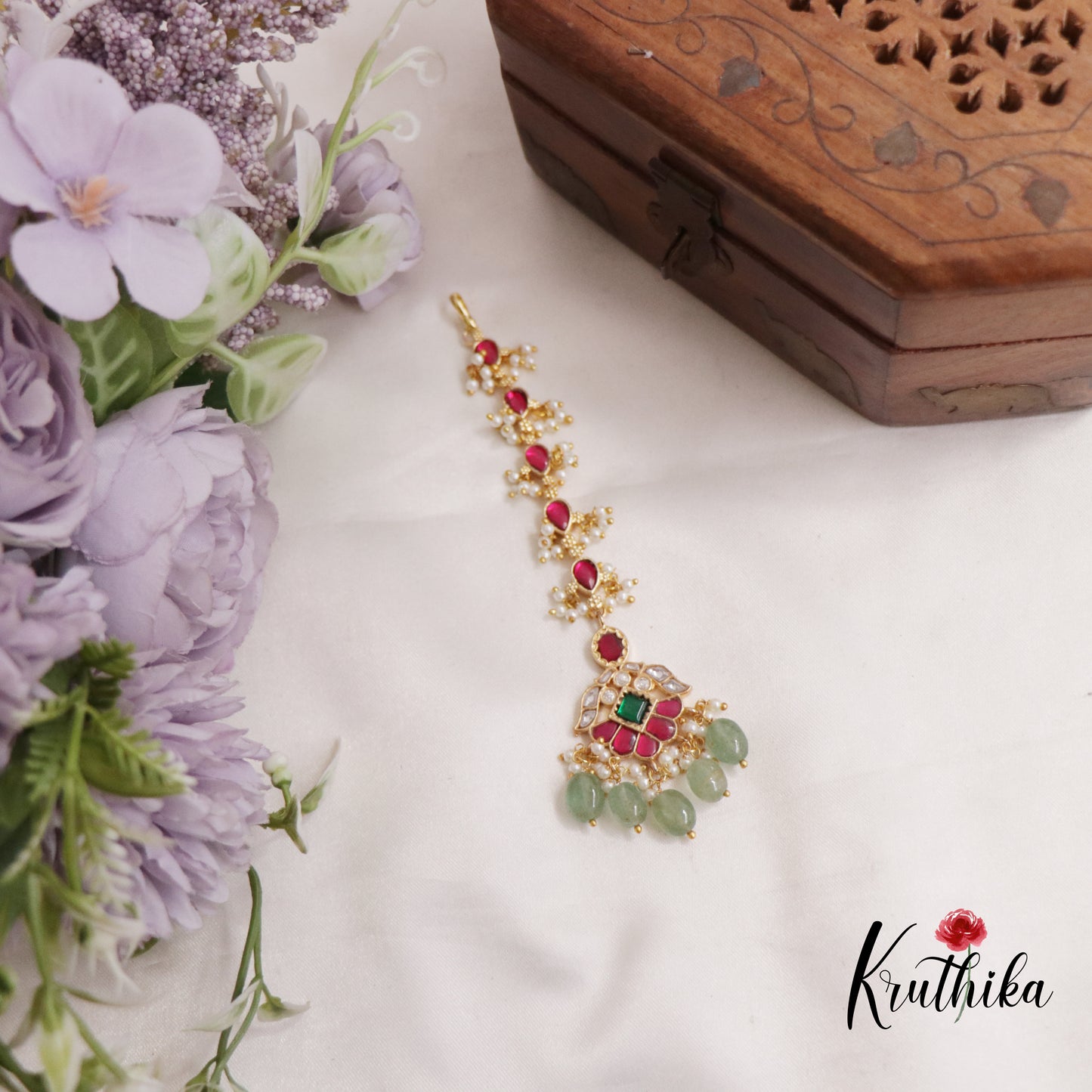 Gorgeous Jadau Maang Tikka with Pastel Green Beads MT287