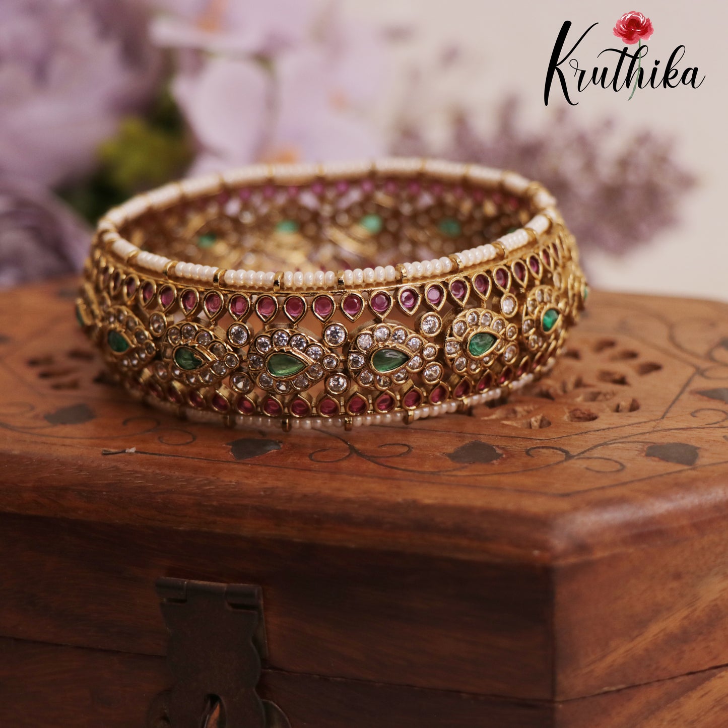 Gorgeous Jadau Teardrop Openable Kada Bangle B368