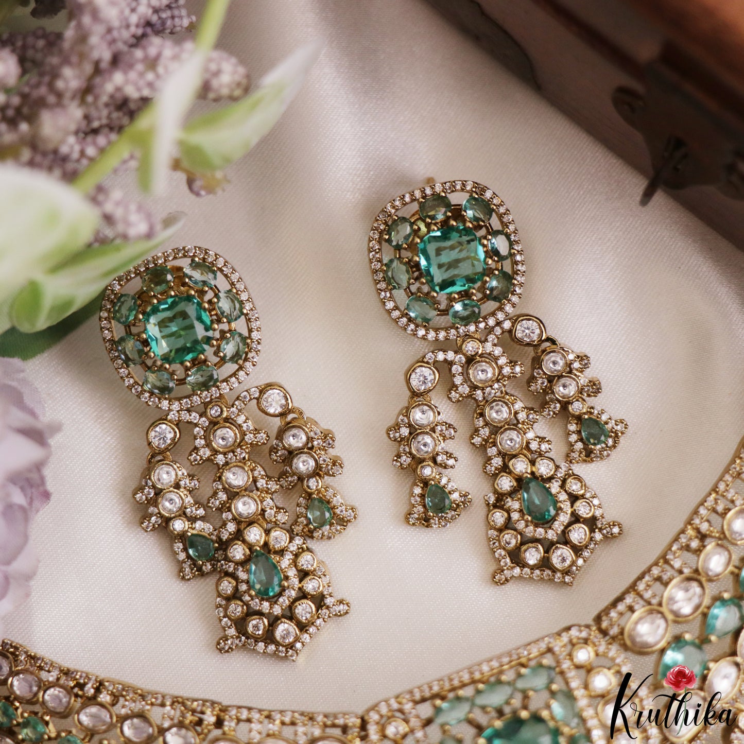 Classic Teardrop Motifs Polki CZ Victorian Choker NC3277