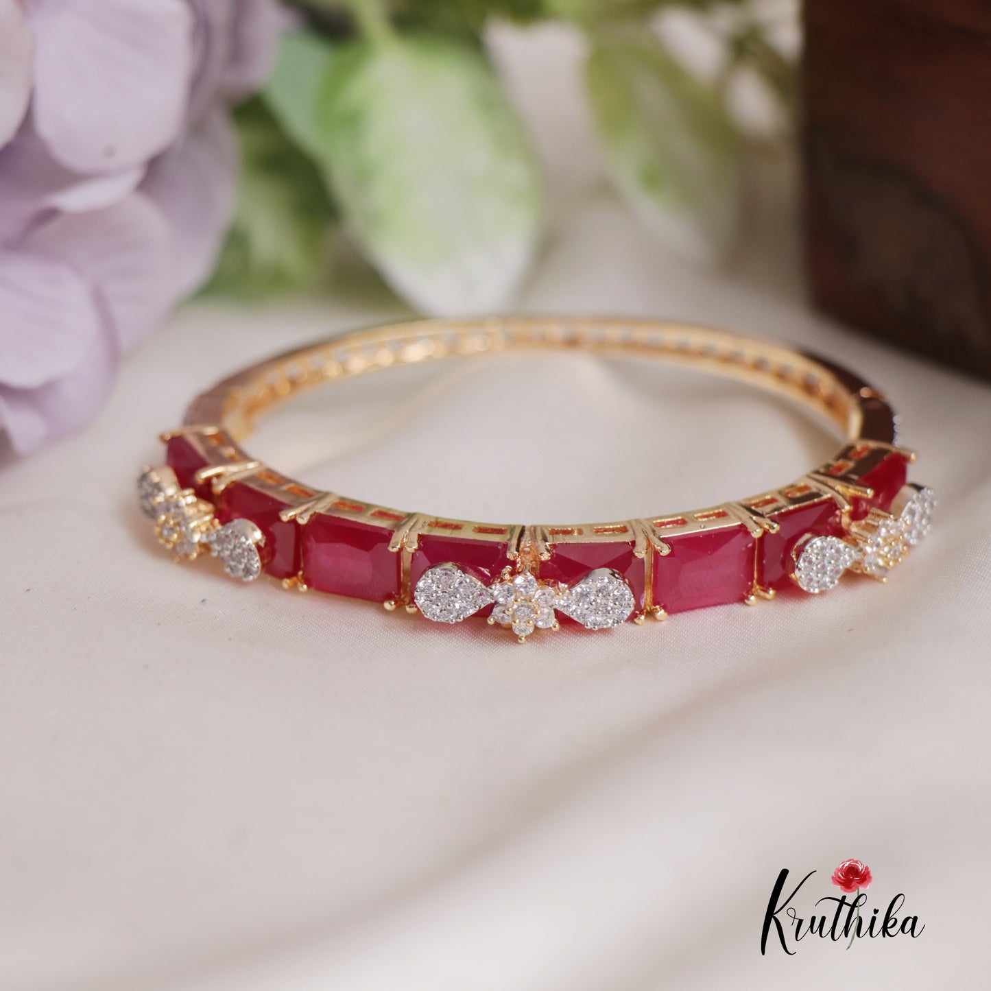 Beautiful CZ Stone Single Openable Kada Bangle B353 (Available In 2 Colours)