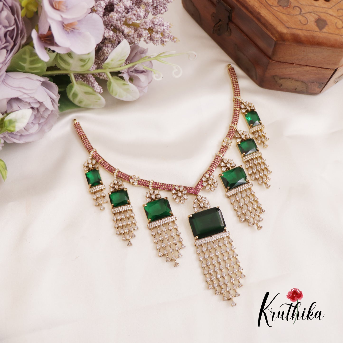Stunning Floral Geometric Victorian Necklace NC2656