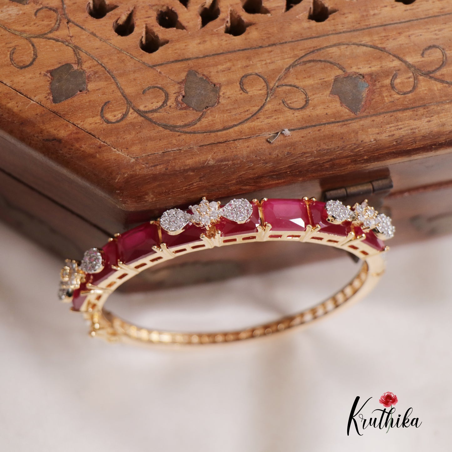 Beautiful CZ Stone Single Openable Kada Bangle B353 (Available In 2 Colours)