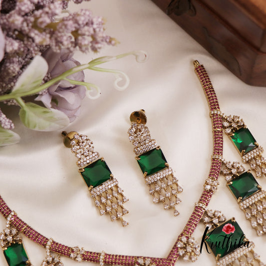 Stunning Floral Geometric Victorian Necklace NC2656