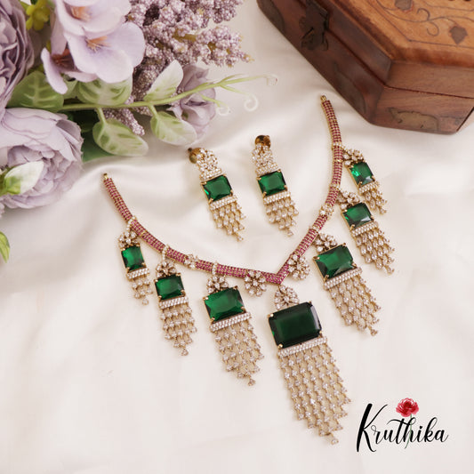 Stunning Floral Geometric Victorian Necklace NC2656